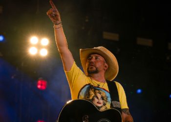 Jason Aldean’s “soaking in the memories” this season since his kids are “the perfect age”
