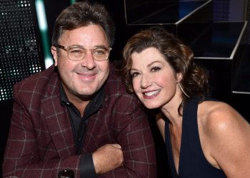 Amy Grant shares how Vince Gill “made every day of the journey okay” after bike accident