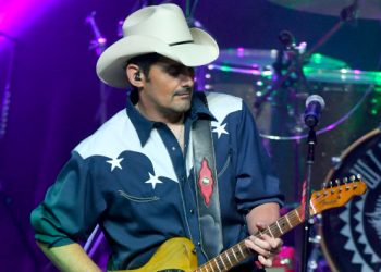 ‘Son of the Mountains’ Brad Paisley reaches out to the Ukraine with “Same Here”