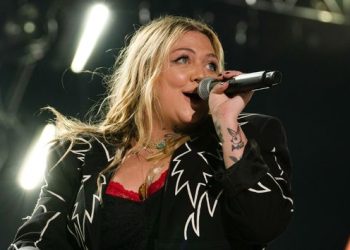 Watch Elle King surprise a high school teacher