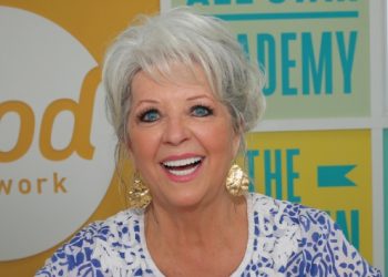 Enjoy Paula Deen’s Lemon Curd Pudding in 30 minutes