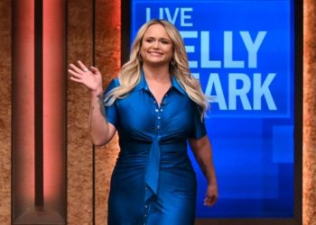 Miranda Lambert revisits childhood undercover job on ‘Live with Kelly and Mark’