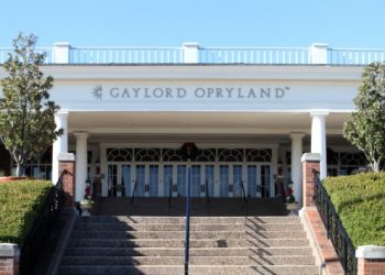 Enjoy summer with your family at Opryland’s SoundWaves