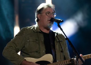 Join Vince Gill and Paul Franklin at the Country Music Hall of Fame & Museum