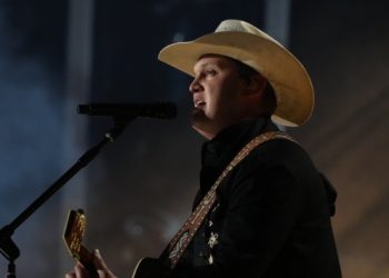 Jon Pardi’s excited about taking country music overseas