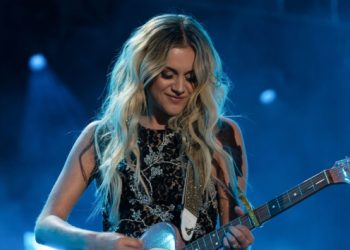 Kelsea Ballerini on overcoming imposter syndrome, journey of “discovering who I am”
