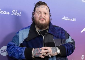 Jelly Roll + Bunnie XO renew their wedding vows