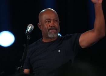 Darius Rucker throws a “Good Time” on ‘The Late Show with Stephen Colbert’