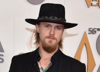 Jackson Dean plots debut headlining tour