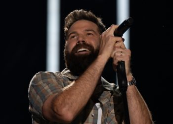 Jordan Davis announces 2024 Damn Good Time World Tour
