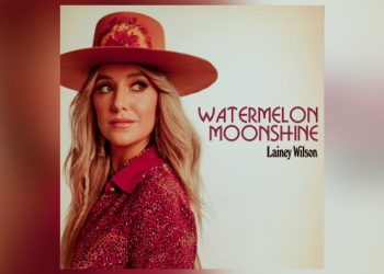 Lainey Wilson takes “Watermelon Moonshine” to #1: “I’m so honored”