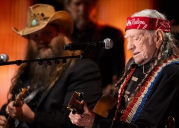 Rock & Roll Hall of Fame: Inductee Willie Nelson performs, Carrie Underwood salutes George Michael