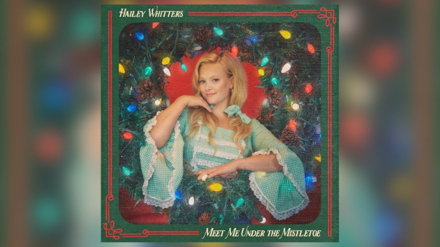 Hailey Whitters loved covering “Meet Me Under the Mistletoe”: “I’m a big Randy Travis fan”