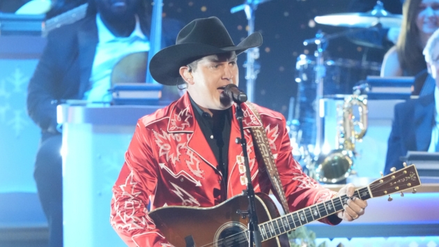 Jon Pardi was adamant about not recording Elvis’ “Blue Christmas”