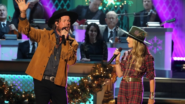 See the songs Lainey, Trisha, Jon + more are performing on ‘CMA Country Christmas’