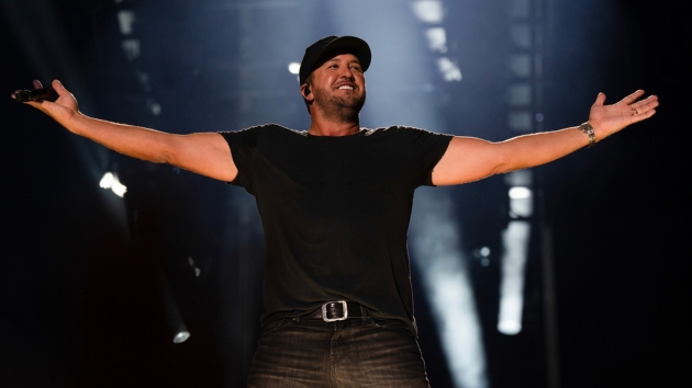 Luke Bryan’s excited to kick off 2024 with Crash My Playa