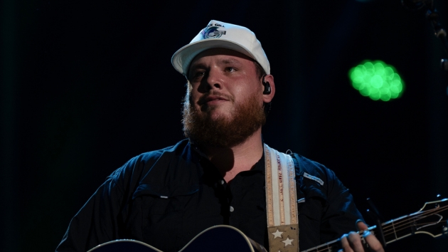 Luke Combs unveils name of Nashville bar