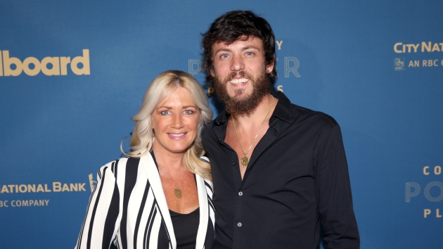 Chris Janson on how he tattooed his wife’s kiss