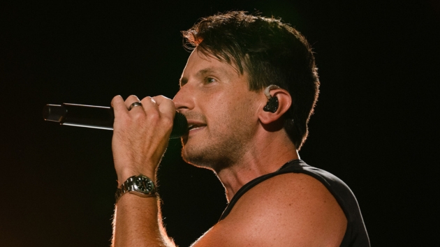 Russell Dickerson plots trip across the pond