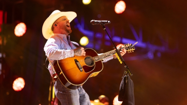 Cody Johnson polishes his Leather for Deluxe Tour