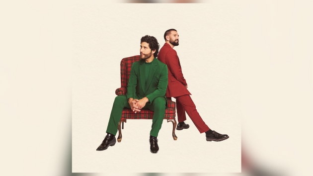 A cappella it: Dan + Shay share Silent Night video