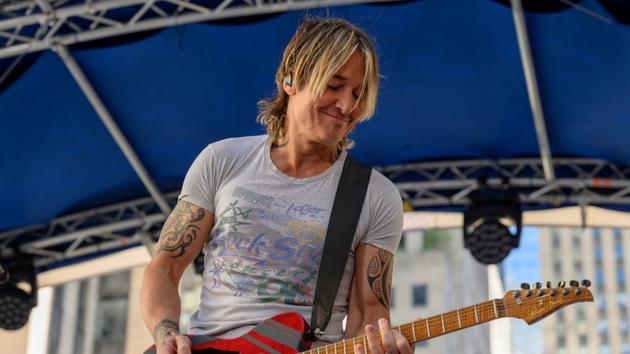 Keith Urban held in high regard by Peter Frampton: “Wonderful guitar player, singer and songwriter”