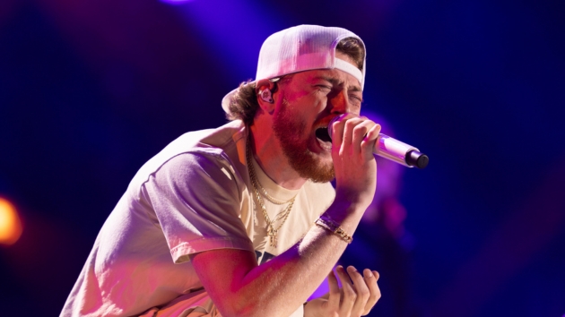 Bailey Zimmerman apologizes for lackluster show: I was too drunk to play