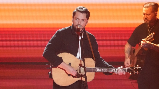 How Tim McGraw & Travis Tritt inspired Chayce Beckhams Everything I Need