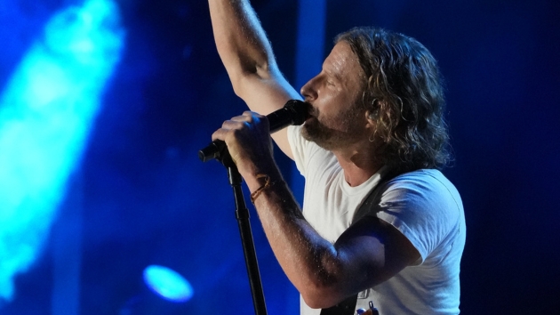 Dierks Bentley plots Broken Branches Tour with Zach Top