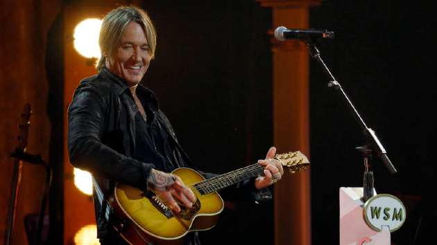 Dont it make a superstar starstruck? Keith Urbans surreal Opry moments