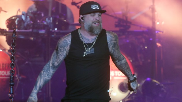 Tattoos you: Brantley Gilbert extends tour
