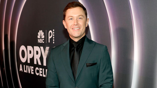Hear the sound of Bottle Rockets from Scotty McCreery + Hootie & the Blowfish on Thursday