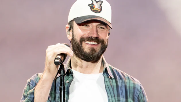 Sam Hunt’s ‘Country House’ is full as he welcomes third child
