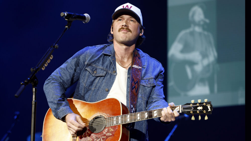 Morgan Wallen gets real about his love of Christmas
